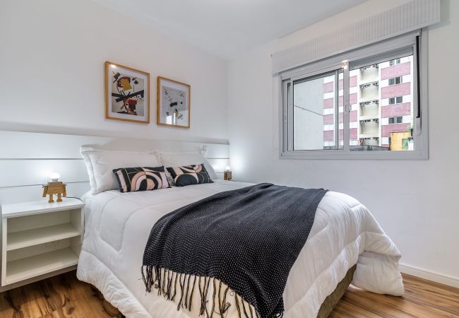 Apartamento em São Paulo - Iquali013 - Apartamento charmoso com Piscina prox do metrô Apartamento em São Paulo - Iquali013 - Apartamento charmoso com Piscina prox do metrô