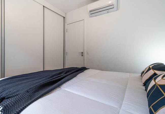Apartamento em São Paulo - Iquali013 - Apartamento charmoso com Piscina prox do metrô Apartamento em São Paulo - Iquali013 - Apartamento charmoso com Piscina prox do metrô
