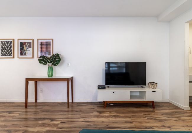 Apartamento em São Paulo - Iquali013 - Apartamento charmoso com Piscina prox do metrô Apartamento em São Paulo - Iquali013 - Apartamento charmoso com Piscina prox do metrô