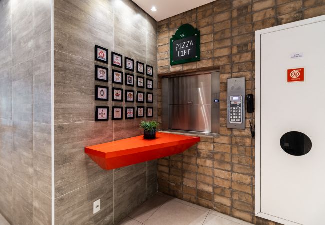 Apartamento em São Paulo - Iquali013 - Apartamento charmoso com Piscina prox do metrô Apartamento em São Paulo - Iquali013 - Apartamento charmoso com Piscina prox do metrô
