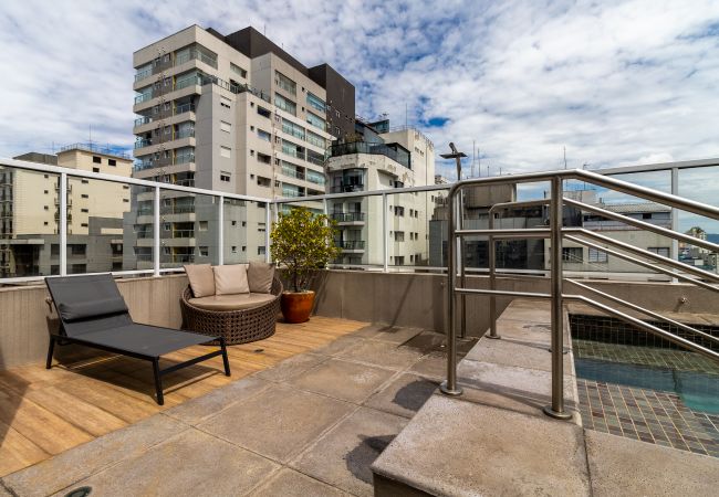 Apartamento em São Paulo - Iquali013 - Apartamento charmoso com Piscina prox do metrô Apartamento em São Paulo - Iquali013 - Apartamento charmoso com Piscina prox do metrô