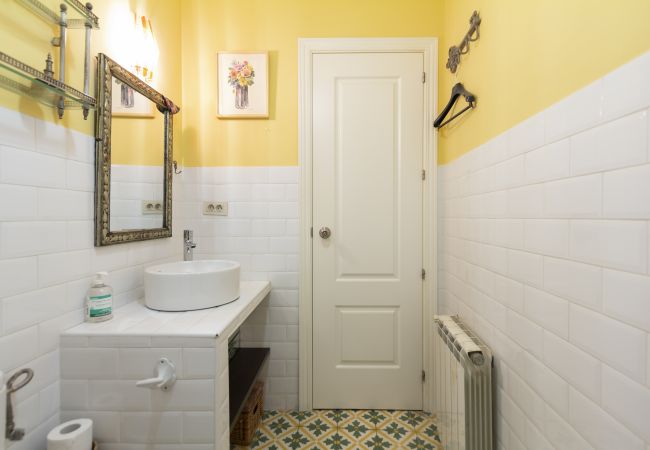 Apartamento em Madrid - Apartment Madrid Downtown Tribunal-Malasaña-Chueca M (EST8) Apartamento em Madrid - Apartment Madrid Downtown Tribunal-Malasaña-Chueca M (EST8)