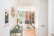 Apartamento em Santa Cruz de Tenerife - HomeForGuest Design Attic Apartment, FREE parking
