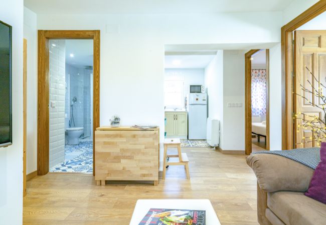 Apartamento em Madrid - FREE WiFi Apartment Vallecas-Albufera-Pedro Laborde M (SDM21) Apartamento em Madrid - FREE WiFi Apartment Vallecas-Albufera-Pedro Laborde M (SDM21)