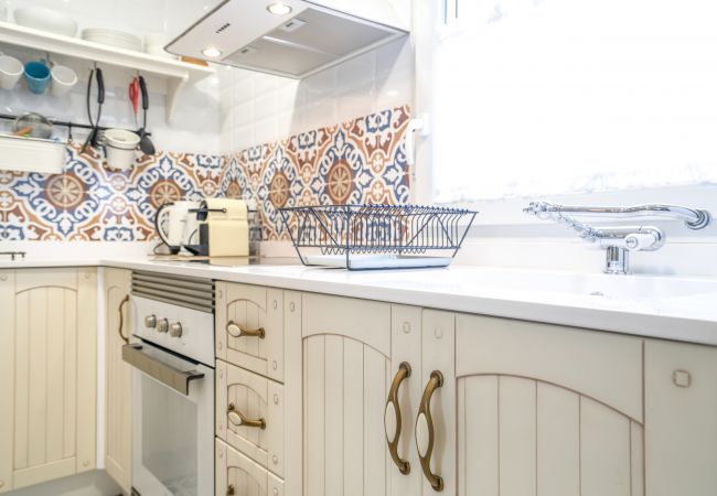 Apartamento em Madrid - FREE WiFi Apartment Vallecas-Albufera-Pedro Laborde M (SDM21) Apartamento em Madrid - FREE WiFi Apartment Vallecas-Albufera-Pedro Laborde M (SDM21)