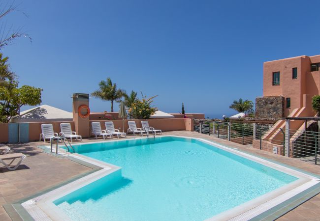 Villa em San Bartolomé de Tirajana - HomeForGuest Salobre Villa, 5PAX, WIFI, POOL, GREAT VIEWS  Villa em San Bartolomé de Tirajana - HomeForGuest Salobre Villa, 5PAX, WIFI, POOL, GREAT VIEWS