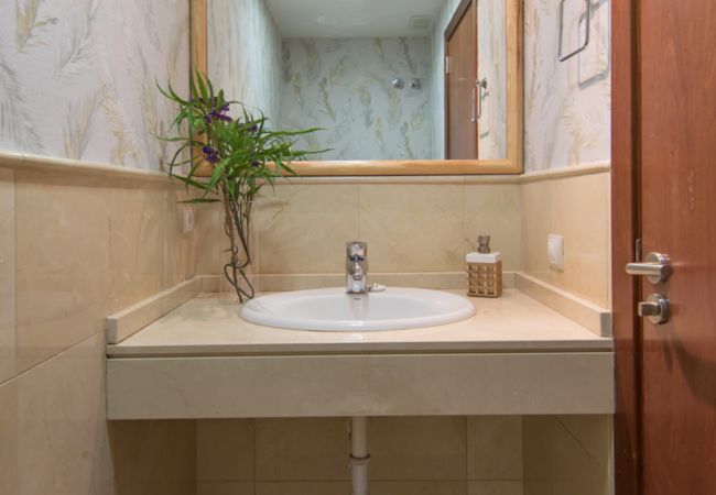 Villa em San Bartolomé de Tirajana - HomeForGuest Salobre Villa, 5PAX, WIFI, POOL, GREAT VIEWS  Villa em San Bartolomé de Tirajana - HomeForGuest Salobre Villa, 5PAX, WIFI, POOL, GREAT VIEWS