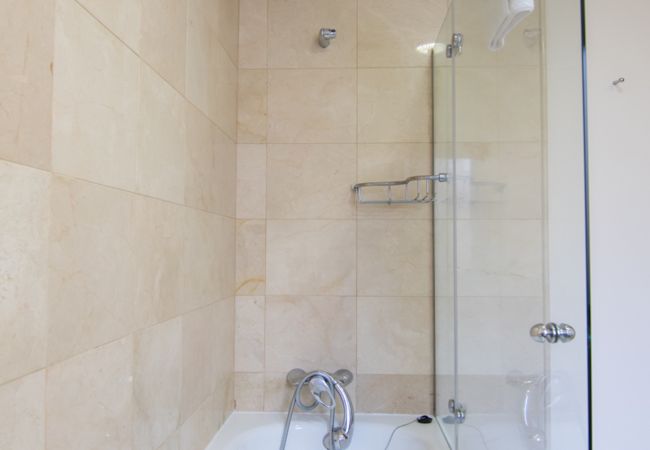 Villa em San Bartolomé de Tirajana - HomeForGuest Salobre Villa, 5PAX, WIFI, POOL, GREAT VIEWS  Villa em San Bartolomé de Tirajana - HomeForGuest Salobre Villa, 5PAX, WIFI, POOL, GREAT VIEWS