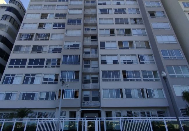 Apartamento em Rio de Janeiro - 2 minutos da praia de copacabana | A306 Apartamento em Rio de Janeiro - 2 minutos da praia de copacabana | A306