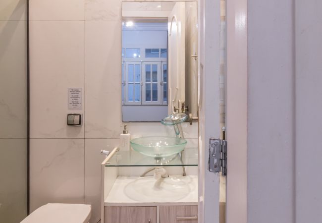 Apartamento em Rio de Janeiro - 2 minutos da praia de copacabana | A306 Apartamento em Rio de Janeiro - 2 minutos da praia de copacabana | A306