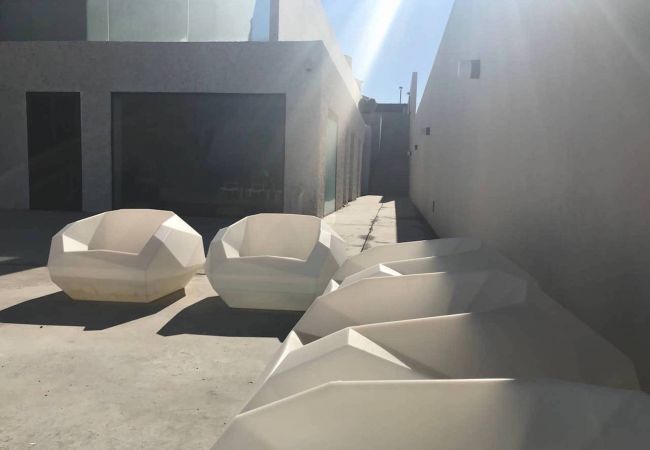 Apartamento em Arico - HomeForGuest NextDoor Oasis: frente al mar, terraza, piscina natural- HomeForGuest Apartamento em Arico - HomeForGuest NextDoor Oasis: frente al mar, terraza, piscina natural- HomeForGuest