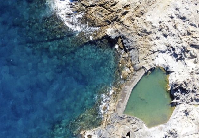 Apartamento em Arico - HomeForGuest NextDoor Oasis: frente al mar, terraza, piscina natural- HomeForGuest Apartamento em Arico - HomeForGuest NextDoor Oasis: frente al mar, terraza, piscina natural- HomeForGuest