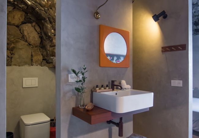 Apartamento em Arico - HomeForGuest NextDoor Oasis: frente al mar, terraza, piscina natural- HomeForGuest Apartamento em Arico - HomeForGuest NextDoor Oasis: frente al mar, terraza, piscina natural- HomeForGuest