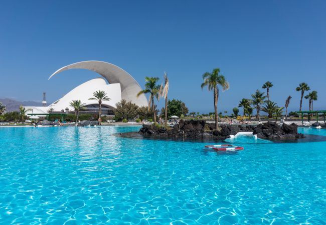 Apartamento em Arico - HomeForGuest NextDoor Oasis: frente al mar, terraza, piscina natural- HomeForGuest Apartamento em Arico - HomeForGuest NextDoor Oasis: frente al mar, terraza, piscina natural- HomeForGuest