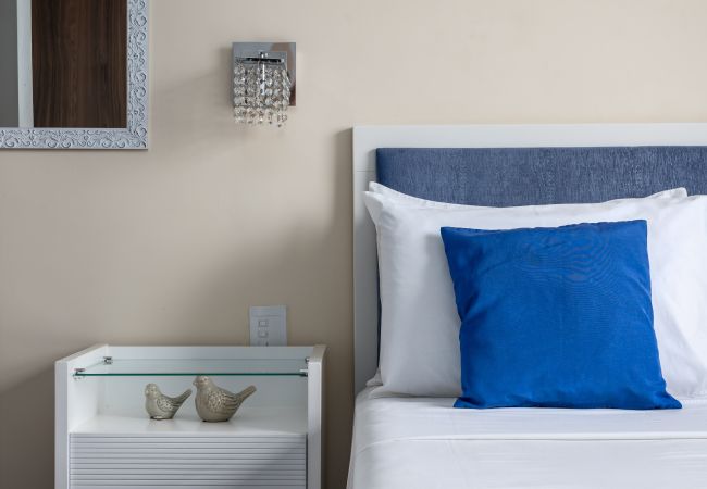 Apartamento em Rio de Janeiro - Copacabana ideal para casais | RPP913  Apartamento em Rio de Janeiro - Copacabana ideal para casais | RPP913