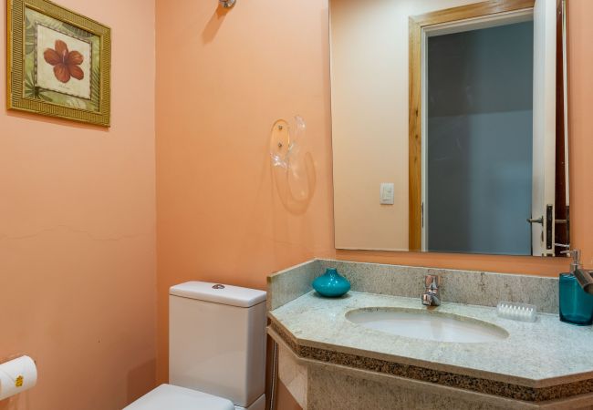 Apartamento em Rio de Janeiro - Copacabana ideal para casais | RPP913  Apartamento em Rio de Janeiro - Copacabana ideal para casais | RPP913