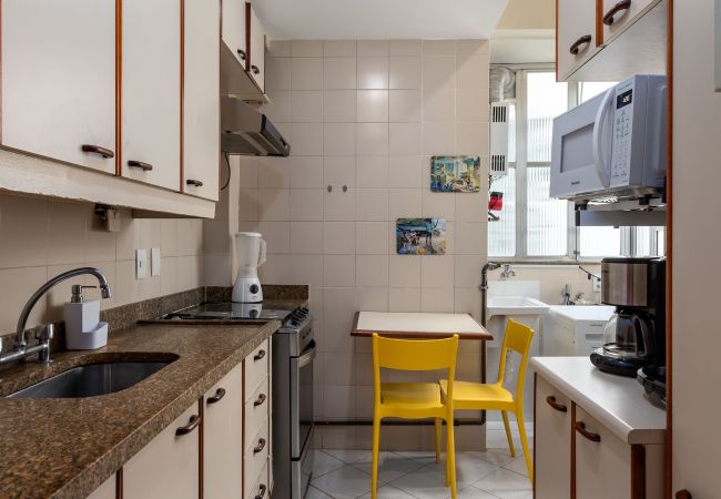 Apartamento em Rio de Janeiro - Copacabana ideal para casais | RPP913  Apartamento em Rio de Janeiro - Copacabana ideal para casais | RPP913