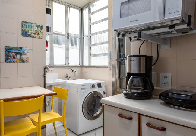 Apartamento em Rio de Janeiro - Copacabana ideal para casais | RPP913  Apartamento em Rio de Janeiro - Copacabana ideal para casais | RPP913