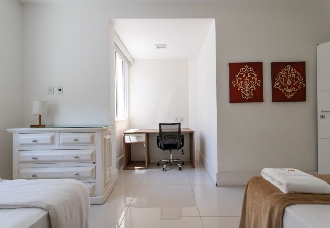 Apartamento em Rio de Janeiro - 2 minutos da praia de Copacabana | SL1001 Apartamento em Rio de Janeiro - 2 minutos da praia de Copacabana | SL1001