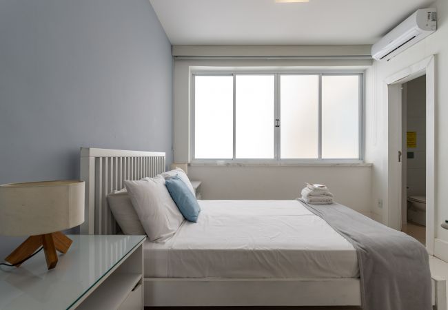 Apartamento em Rio de Janeiro - 2 minutos da praia de Copacabana | SL1001 Apartamento em Rio de Janeiro - 2 minutos da praia de Copacabana | SL1001