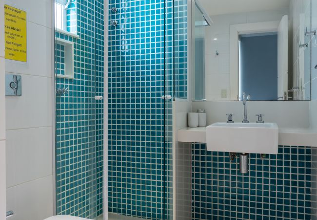 Apartamento em Rio de Janeiro - 2 minutos da praia de Copacabana | SL1001 Apartamento em Rio de Janeiro - 2 minutos da praia de Copacabana | SL1001