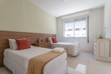 Apartamento em Rio de Janeiro - 2 minutos da praia de Copacabana | SL1001