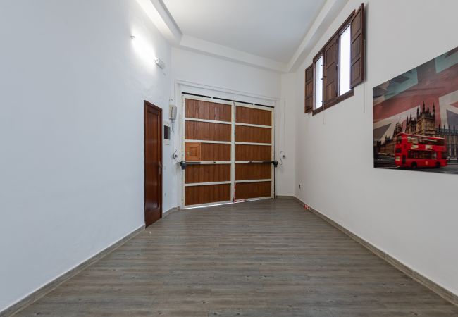 Casa em Arucas - HomeForGuest Acogedor Loft con Parking junto a la Catedral de Arucas Casa em Arucas - HomeForGuest Acogedor Loft con Parking junto a la Catedral de Arucas