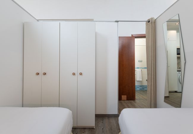 Casa em Arucas - HomeForGuest Acogedor Loft con Parking junto a la Catedral de Arucas Casa em Arucas - HomeForGuest Acogedor Loft con Parking junto a la Catedral de Arucas