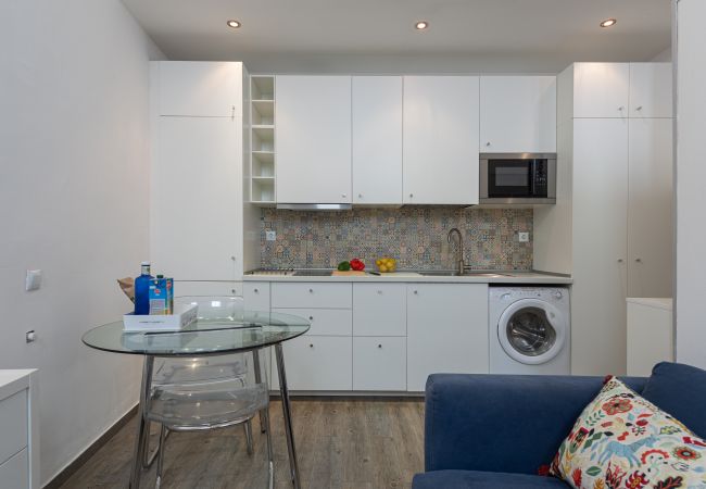 Casa em Arucas - HomeForGuest Acogedor Loft con Parking junto a la Catedral de Arucas Casa em Arucas - HomeForGuest Acogedor Loft con Parking junto a la Catedral de Arucas