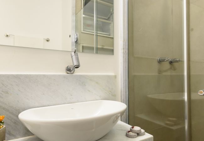Apartamento em Rio de Janeiro - 6 minutos da praia de Ipanema | GC707 Apartamento em Rio de Janeiro - 6 minutos da praia de Ipanema | GC707