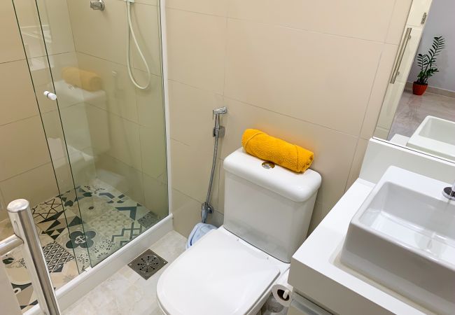 Apartamento em Rio de Janeiro - 6 minutos da praia de Copacabana | BR1033 Apartamento em Rio de Janeiro - 6 minutos da praia de Copacabana | BR1033