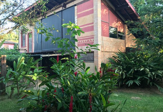 Casa em Ilhabela - Loft charmoso c/ wi-fi perto da praia em Ilhabela Casa em Ilhabela - Loft charmoso c/ wi-fi perto da praia em Ilhabela