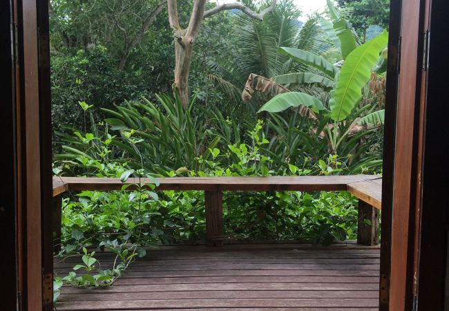 Casa em Ilhabela - Loft charmoso c/ wi-fi perto da praia em Ilhabela Casa em Ilhabela - Loft charmoso c/ wi-fi perto da praia em Ilhabela