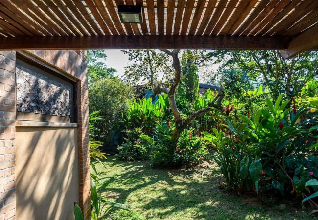 Casa em Ilhabela - Loft charmoso c/ wi-fi perto da praia em Ilhabela Casa em Ilhabela - Loft charmoso c/ wi-fi perto da praia em Ilhabela