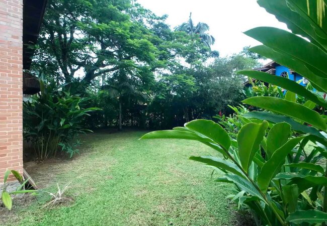 Casa em Ilhabela - Loft charmoso c/ wi-fi perto da praia em Ilhabela Casa em Ilhabela - Loft charmoso c/ wi-fi perto da praia em Ilhabela