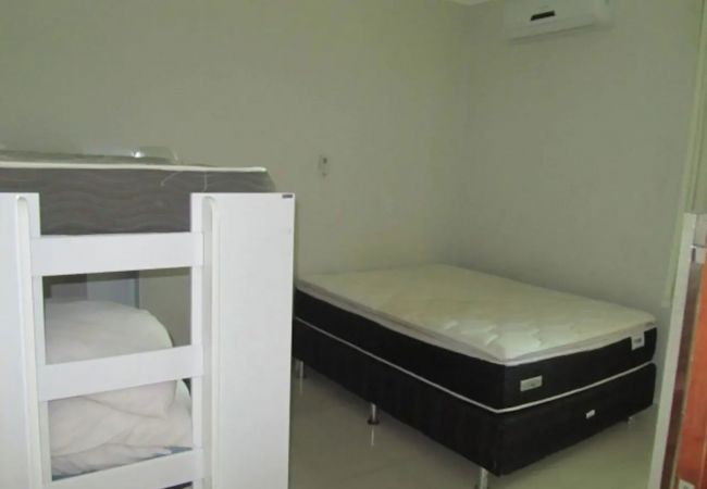 Apartamento em Porto Seguro - Apto 7 com piscina a 150 m da praia de Mundaí Apartamento em Porto Seguro - Apto 7 com piscina a 150 m da praia de Mundaí