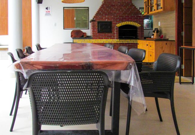 Apartamento em Porto Seguro - Apto 2 c/ piscina e wi-fi a 150 m da praia Mundaí Apartamento em Porto Seguro - Apto 2 c/ piscina e wi-fi a 150 m da praia Mundaí