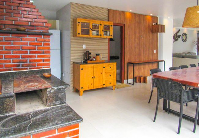 Apartamento em Porto Seguro - Apto 2 c/ piscina e wi-fi a 150 m da praia Mundaí Apartamento em Porto Seguro - Apto 2 c/ piscina e wi-fi a 150 m da praia Mundaí