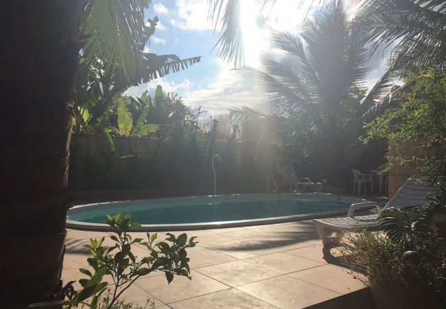 Quarto em Caraguatatuba - Suíte 3 com piscina e wi-fi em Caraguatatuba Quarto em Caraguatatuba - Suíte 3 com piscina e wi-fi em Caraguatatuba