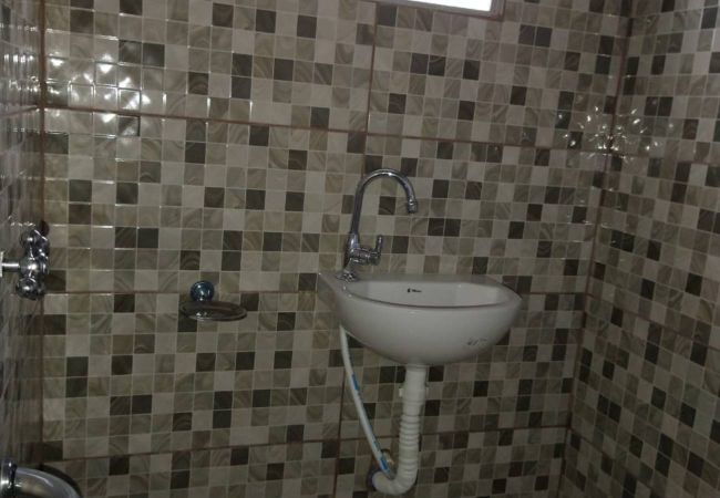 Quarto em Caraguatatuba - Suíte 4 para PcD com piscina em Caraguatatuba Quarto em Caraguatatuba - Suíte 4 para PcD com piscina em Caraguatatuba