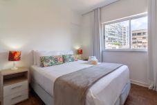 Apartamento em Rio de Janeiro - 10 minutos da praia de Ipanema | AC402