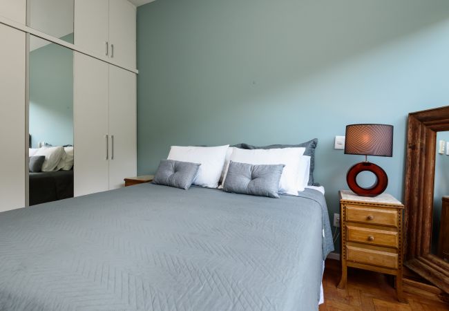 Apartamento em Rio de Janeiro - Sossego em Copa | Vista arborizada | BR1009 Apartamento em Rio de Janeiro - Sossego em Copa | Vista arborizada | BR1009