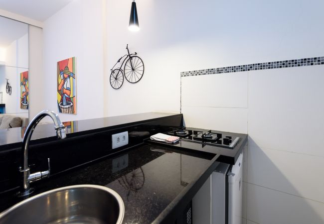 Apartamento em Rio de Janeiro - 450 metros da praia do Leme | PI903 Apartamento em Rio de Janeiro - 450 metros da praia do Leme | PI903