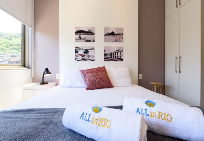 Apartamento em Rio de Janeiro - 450 metros da praia do Leme | PI903 Apartamento em Rio de Janeiro - 450 metros da praia do Leme | PI903