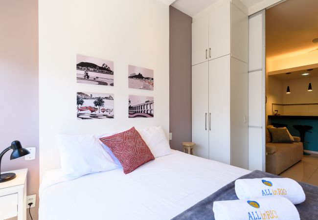 Apartamento em Rio de Janeiro - 450 metros da praia do Leme | PI903 Apartamento em Rio de Janeiro - 450 metros da praia do Leme | PI903
