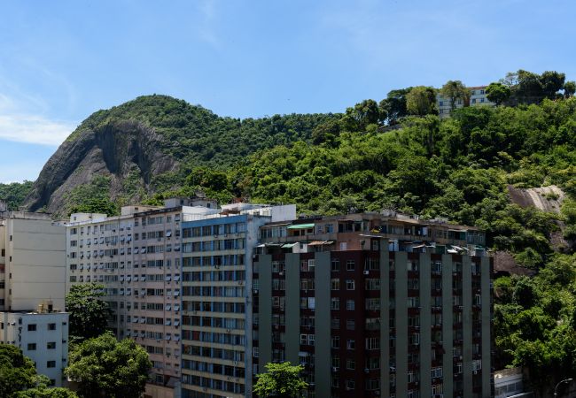 Apartamento em Rio de Janeiro - 450 metros da praia do Leme | PI903 Apartamento em Rio de Janeiro - 450 metros da praia do Leme | PI903