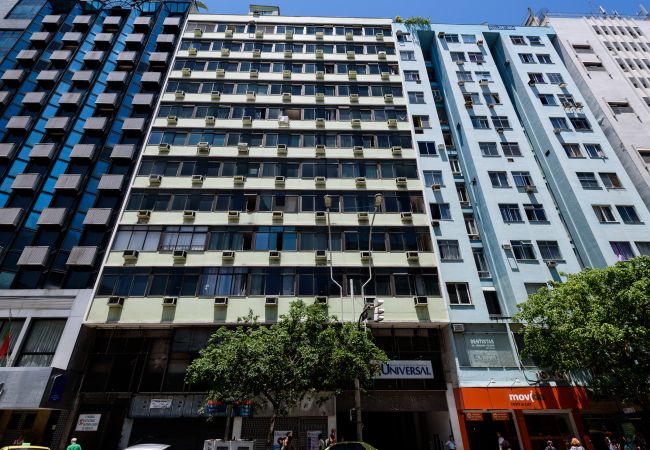 Apartamento em Rio de Janeiro - 450 metros da praia do Leme | PI903 Apartamento em Rio de Janeiro - 450 metros da praia do Leme | PI903