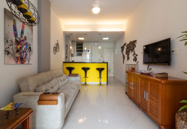 Apartamento em Rio de Janeiro - 450 metros da praia do Leme | PI401 Apartamento em Rio de Janeiro - 450 metros da praia do Leme | PI401