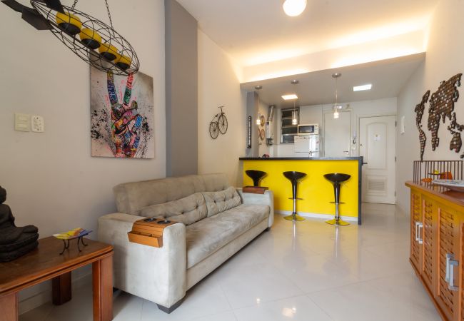 Apartamento em Rio de Janeiro - 450 metros da praia do Leme | PI401 Apartamento em Rio de Janeiro - 450 metros da praia do Leme | PI401