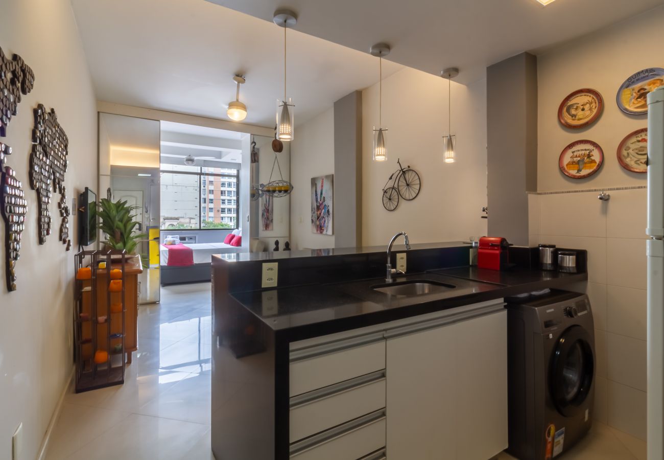 Apartamento em Rio de Janeiro - 450 metros da praia do Leme | PI401 Apartamento em Rio de Janeiro - 450 metros da praia do Leme | PI401